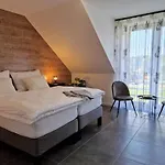 Houbovy Vrch By Interhome * Horní Planá