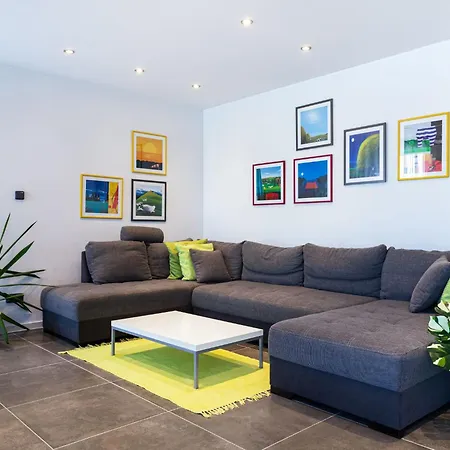 Houbovy Vrch By Interhome * Horní Planá