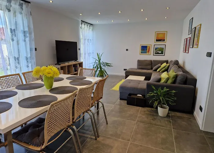 Houbovy Vrch By Interhome *